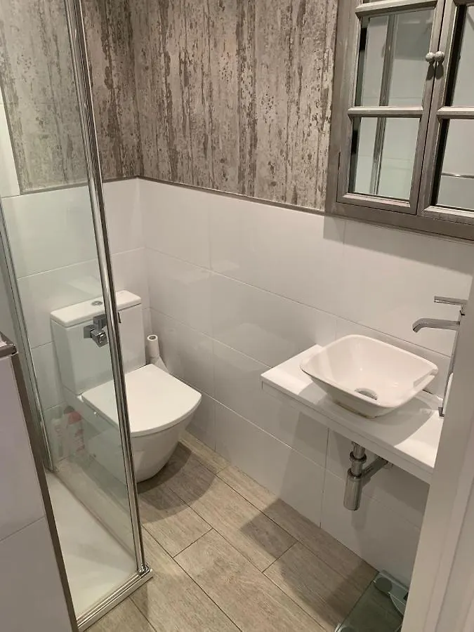 Modern Apartment Near To Guggenheim Museum Bilbao Spain