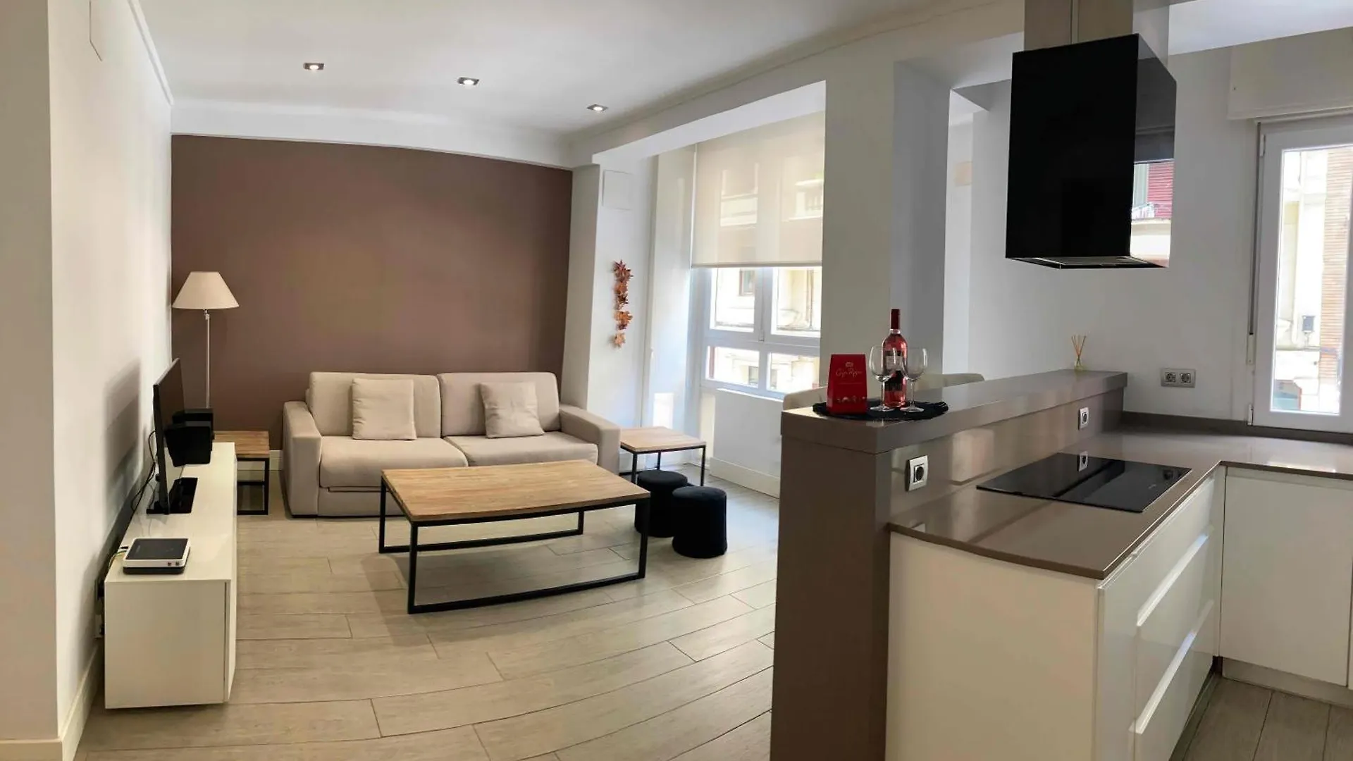 Modern Apartment Near To Guggenheim Museum contacts